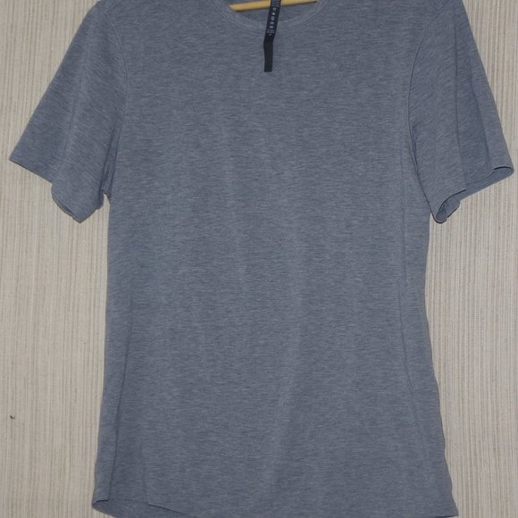 Lululemon Gray Cotton Blend Men Short Sleeve tee Size:S - Picture 2 of 3